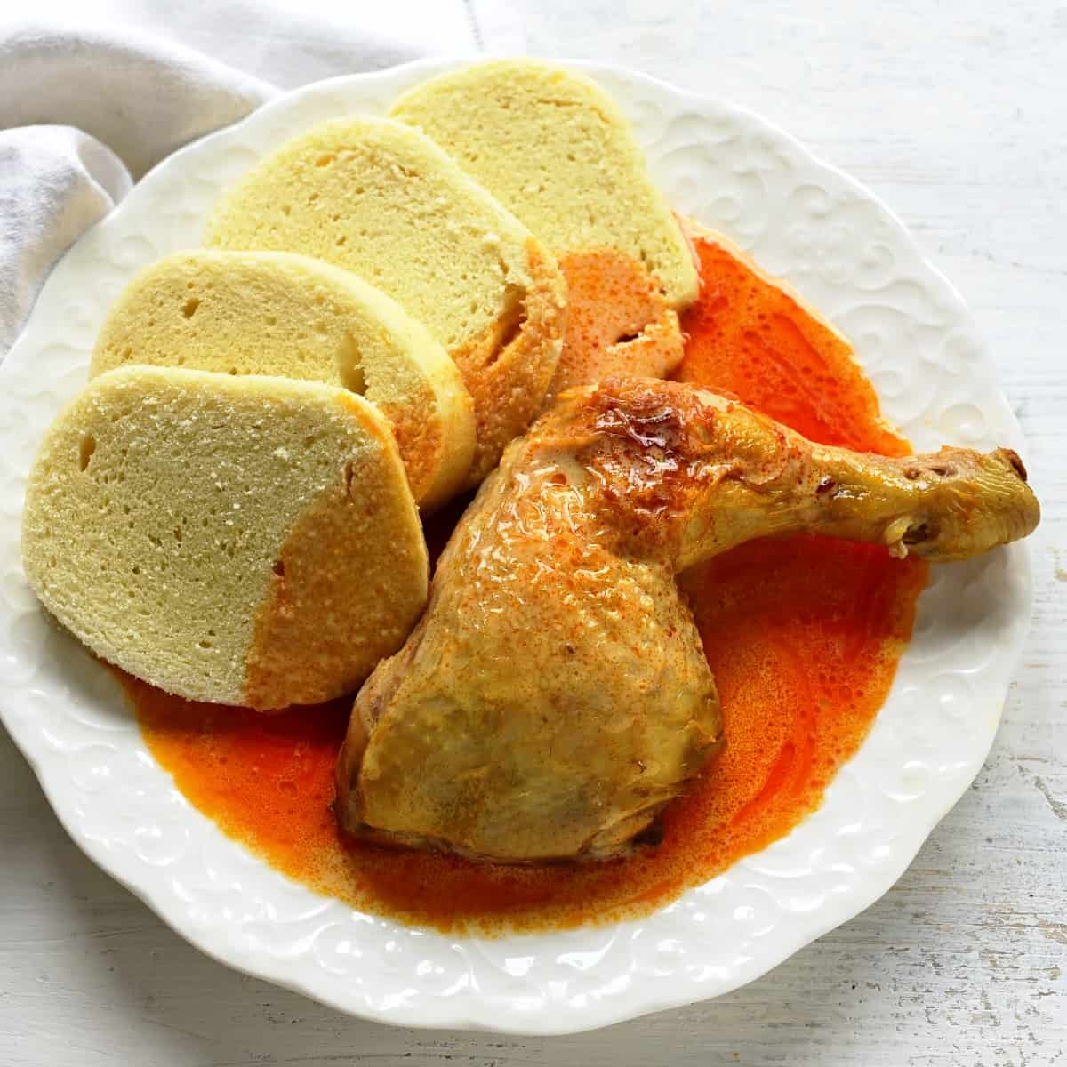 Ungarisches Paprikahähnchen in Sahne-Sauce