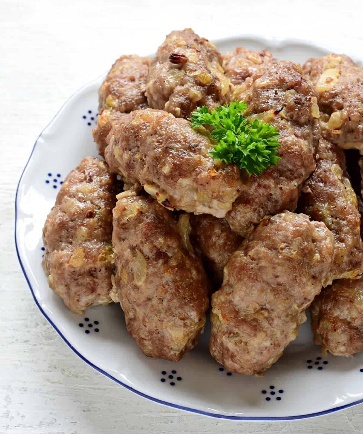 gebackene cevapcici