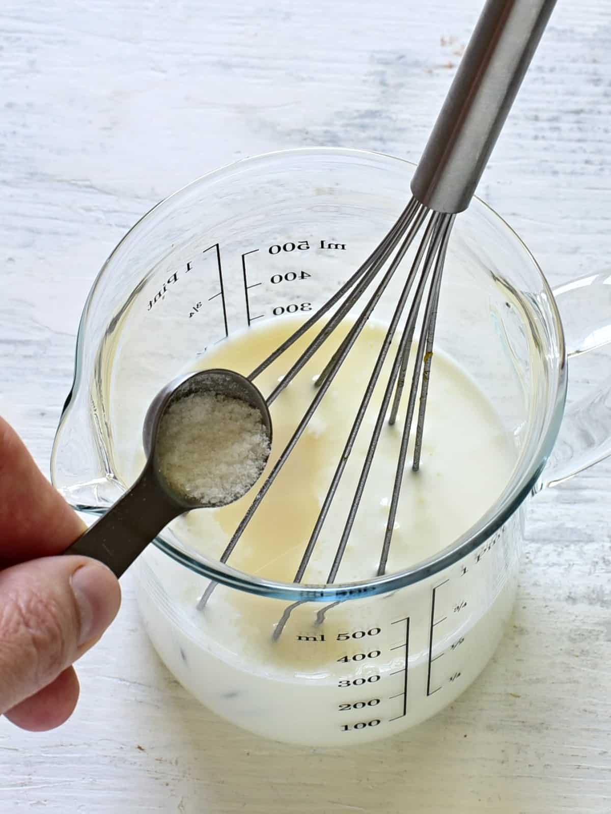 Buttermilk Dressing für Kopfsalat Zubereitung