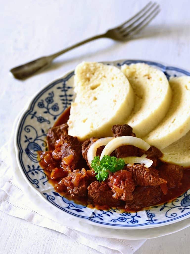 Böhmisches Gulasch Original - Culina Bohemica Böhmisches Gulasch Original - Culina Bohemica