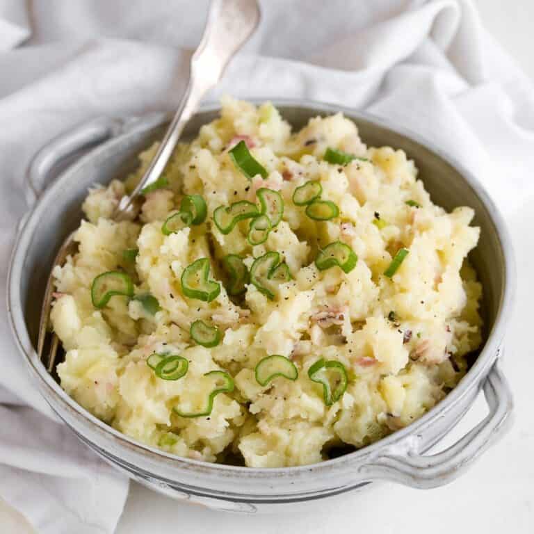 Einfache Stampfkartoffeln mit Zwiebeln und Speck - Culina Bohemica Einfache Stampfkartoffeln mit Zwiebeln und Speck - Culina Bohemica