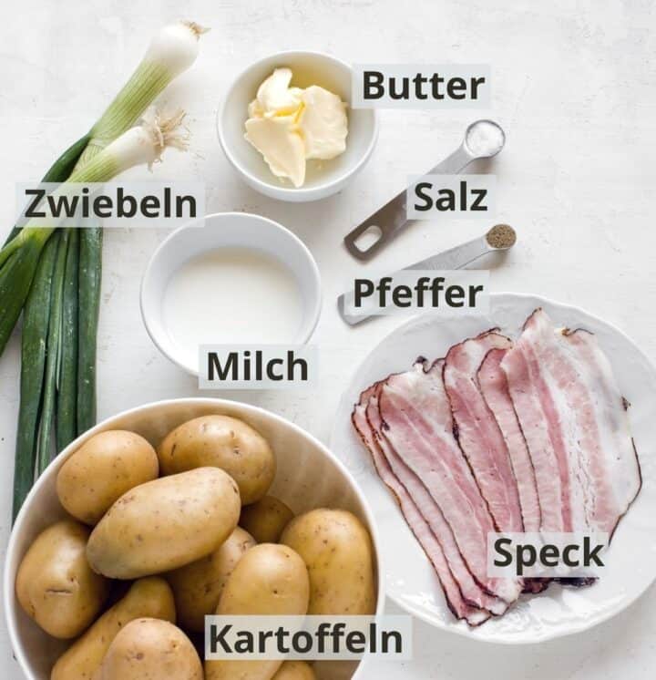 Einfache Stampfkartoffeln mit Zwiebeln und Speck - Culina Bohemica
