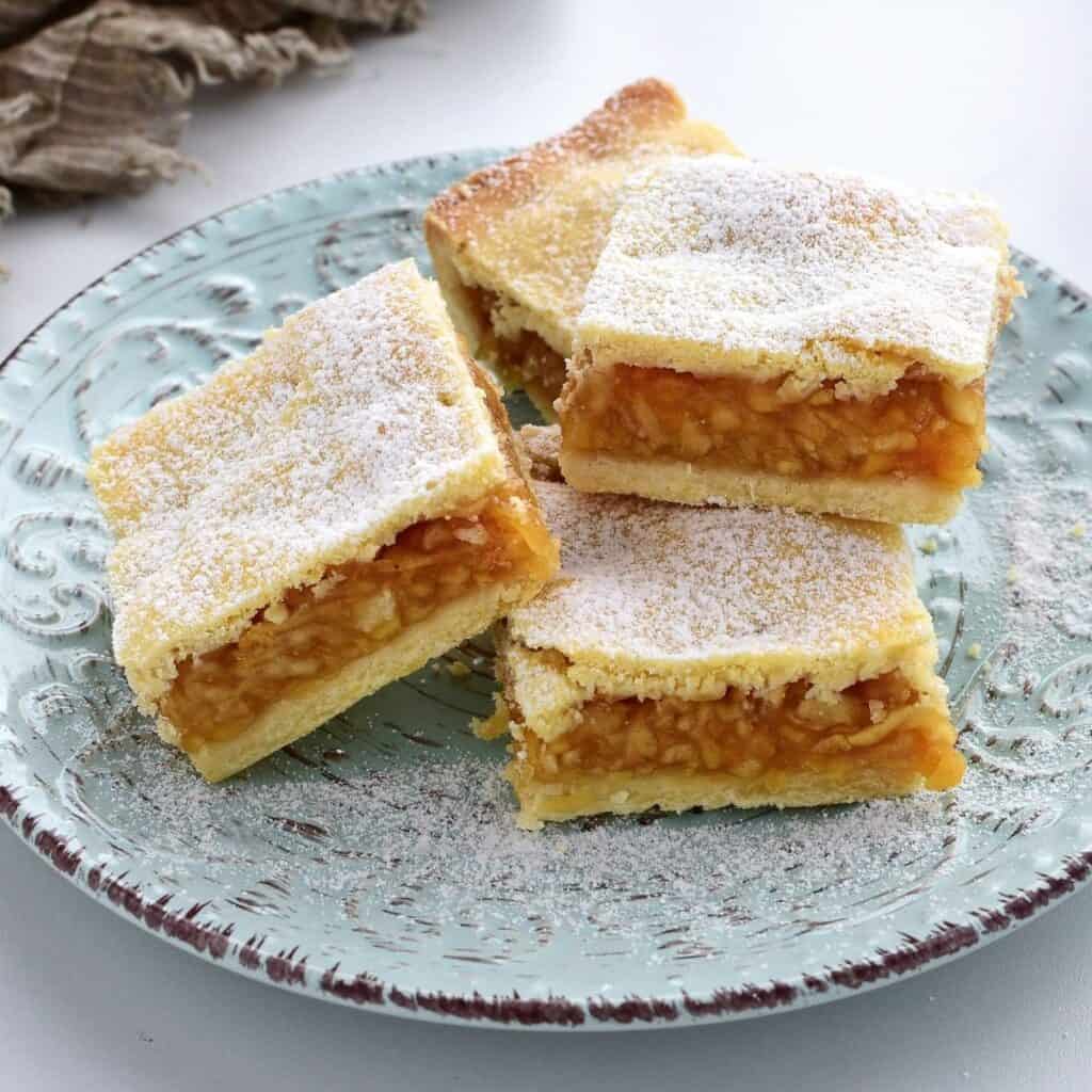 Omas Wurstgulasch mit Kartoffeln - Culina Bohemica